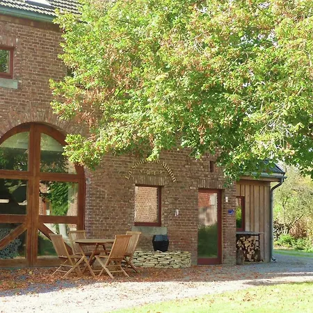 Modern Holiday In With Forest Nearby Houyet
